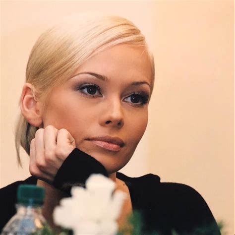 Елена Корикова (Elena Korikova) Lyrics, Songs, and Albums | Genius