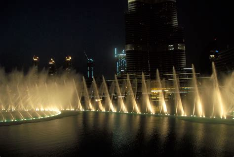 Dubai Fountain | Random Things