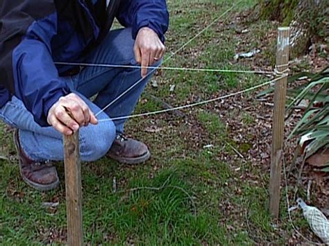 How to Construct a Chain Link Fence | how-tos | DIY