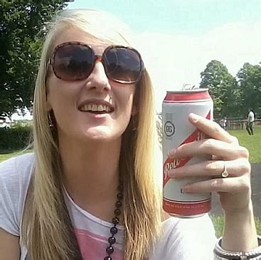 Blonde Shoplifter Banned From Every Store In Her Town After Five Week Reign Of Terror National