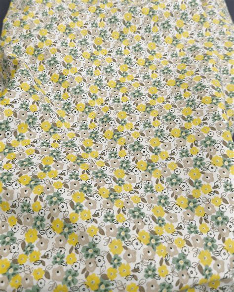 Tissu Coton Bio Fleuri Jaune Vert Gots Tissus Et Nappes Westeel