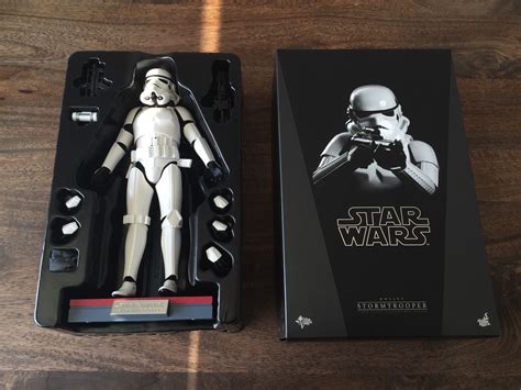 Cool Stuff Hot Toys Star Wars Stormtrooper Sixth Scale Figure