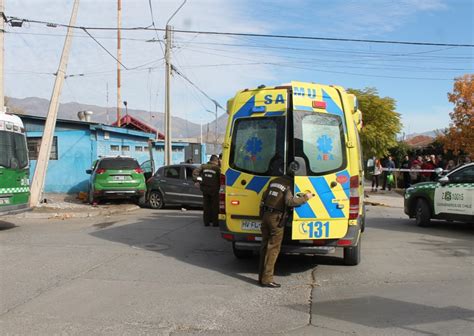 Andes On Line Patrulla De Carabineros Y Autom Vil Particular