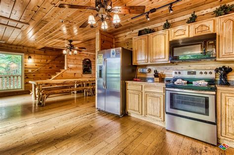 Big Bear Lodge Sevierville Cabin Smoky Mountains