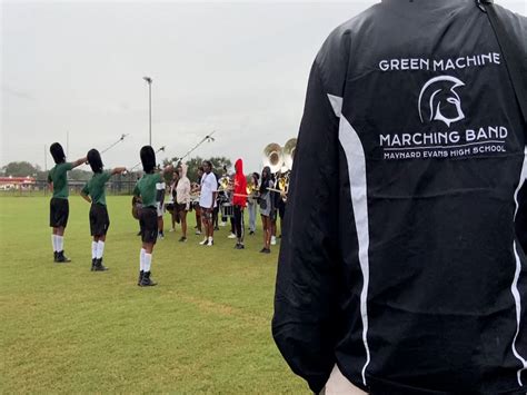 Local High School Drum Major Steps Up To The Challenge