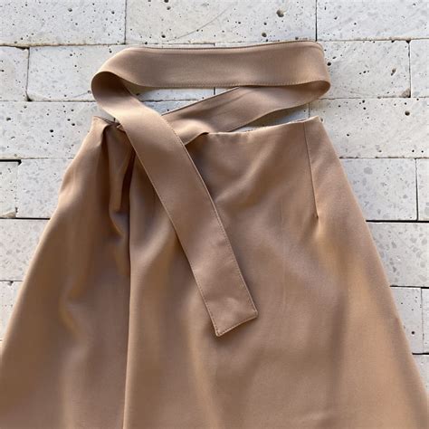 Conjunto Alfaiataria Cropped E Saia Midi Fenda Nude Dondoca Moda Feminina