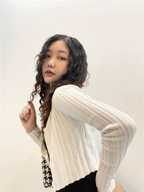 Người yêu của hot boy Siêu trí tuệ Hà Việt Hoàng Visual cực đỉnh từng là quán quân Đồ Rê Mí