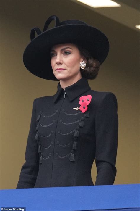 Kate Middleton Cuts A Solemn Figure In An Elegant Black Outfit As She