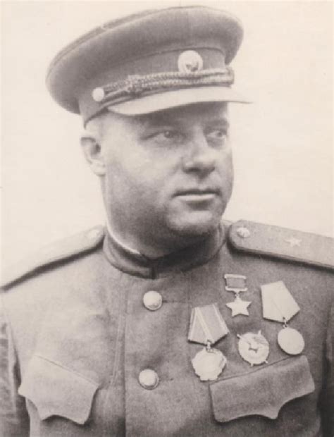 The Soviet Major-General Romanenko Pyotr Logvinovich | Soviet union ...