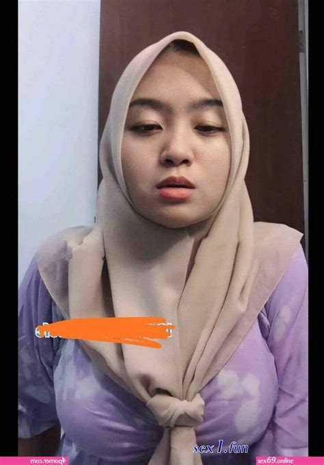 Jilbab Selfie Memek Tanpa Bulu Sexy Photos