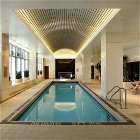 Embassy Suites Chicago Downtown Magnificent Mile in Chicago, USA - Lets Book Hotel