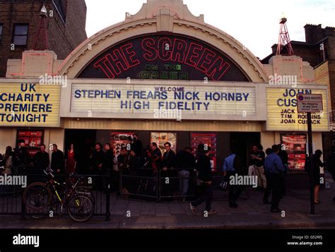 Screen On The Green Islington Stock Photo Alamy