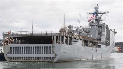 USS Ashland wraca do USA po dziesięciu latach w Japonii Konflikty pl