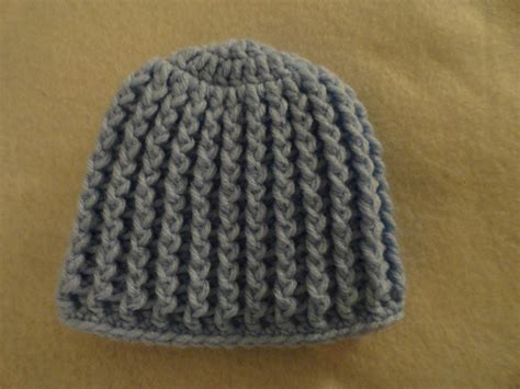 Crochet Crazy Mama: Crochet Ribbed Baby Hats