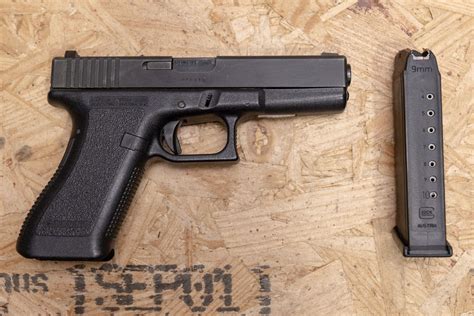 Glock 17 Gen2 9mm Police Trade In Pistol With 10 Round Magazine