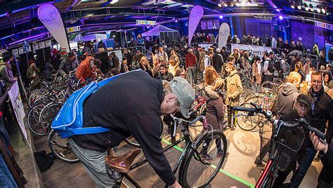 Münchens größter Radlflohmarkt im Backstage Abendzeitung München