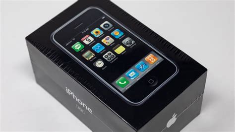 A Factory Sealed First Generation Iphone Just Sold For Nearly 40000