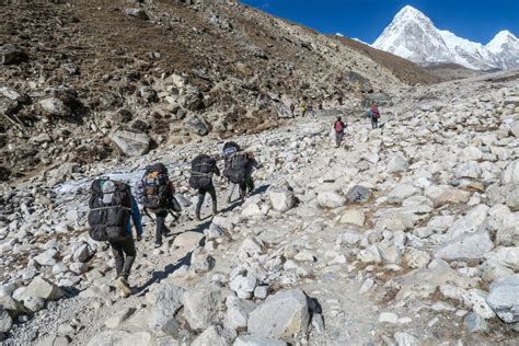 A Guide to Trekking in Nepal - Silverlight