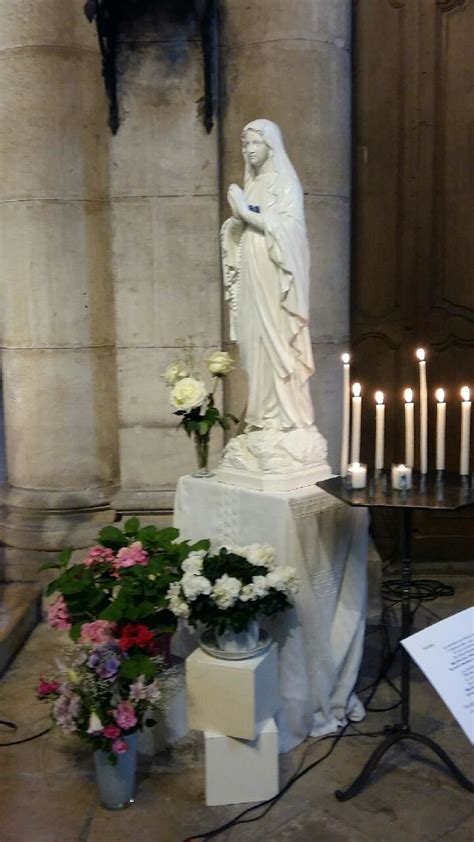 Assomption De La Vierge Marie Le Aout Paroisse De Pouilly En