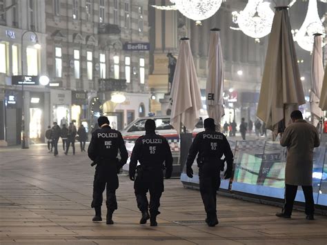 Silvester Erh Hte Polizeipr Senz In Wien Vienna At