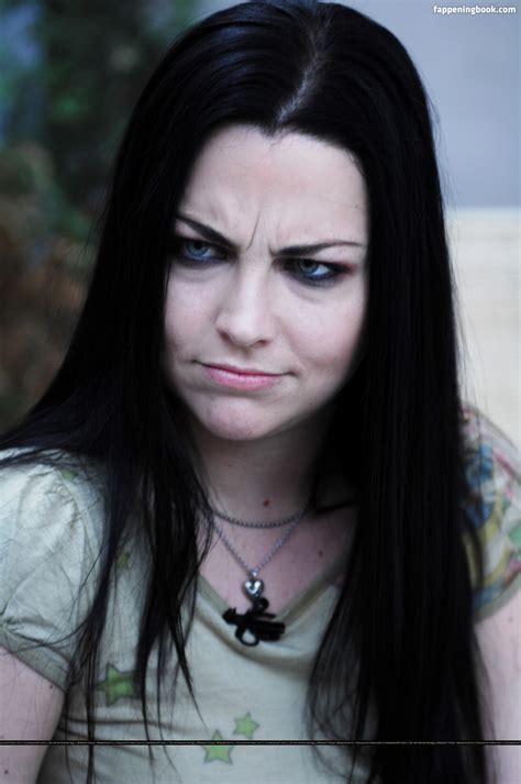 WomenMetal Nude OnlyFans Leaks Fappening FappeningBook