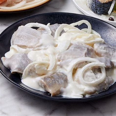 Creamy Herring Recipe A And Easy Herring In Cream Sauce