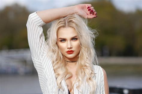 Wallpaper Face Portrait Red Lipstick Depth Of Field Red Nails