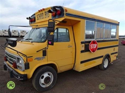 1993 CHEVROLET CHEVY VAN 30 22 PASSENGER SCHOOL BUS 5 7L Automatic