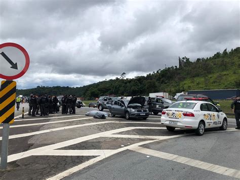 Rota Intercepta Suspeitos De Roubar Cofre De Banco E Cinco Morrem Em