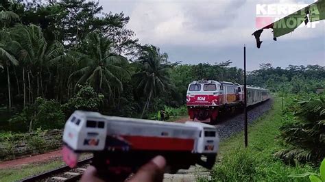 Drama Kereta Api Anjlok Dan Menabrak Gerbong Menemukan Kereta Api