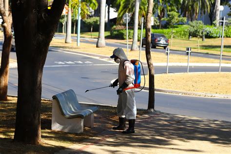 Prefeitura Realiza Desinfec O De Reas P Blicas Jornal Di Rio