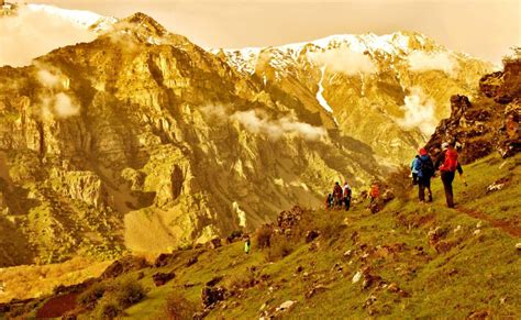 Hiking in Dilijan National Park. Fortress – FindArmenia