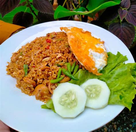 Resep Nasi Goreng Hong Kong Ala Rumahan Untuk Menu Makan Malam Keluarga