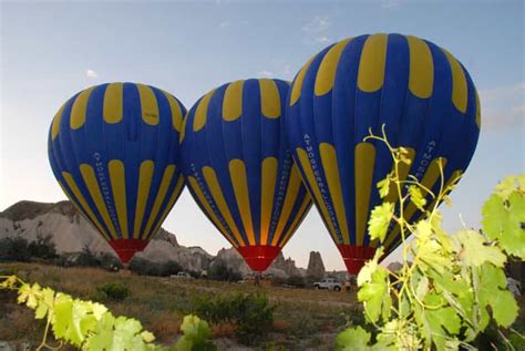 Cappadoce Vol en montgolfière au lever du soleil à Goreme GetYourGuide