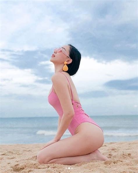 Tóc Tiên gây sốt khi khoe ảnh mặc bikini khoe đường cong bỏng mắt Báo