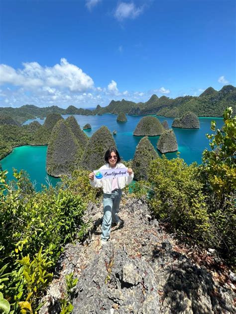 Paket Liburan Tour Raja Ampat Hari Malam R