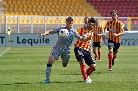 Lecce Spal I Biancazzurri Ci Provano Helgason Dice No