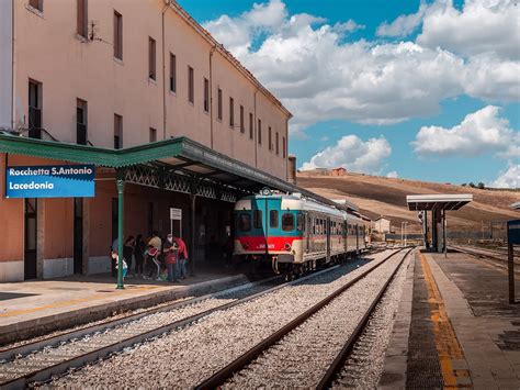 I Viaggi In Treno Storico Dellirpinia Express A Novembre Tra