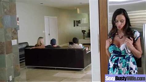 Ariella Ferrera Housewife With Big Tits Enjoy Hardcore Sex Mov