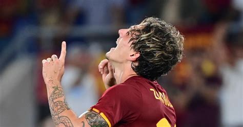 Zaniolo La Roma Ricorda Il Primo Gol In Serie A Contro Il Sassuolo