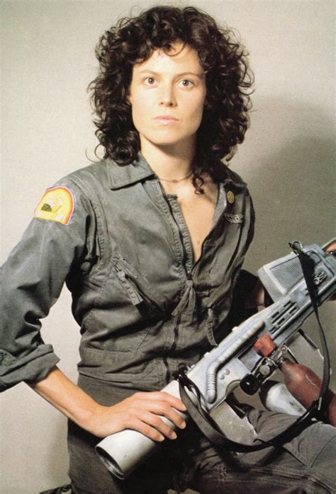 Sigourney Weaver as Ripley in Alien | 24XS | Pinterest