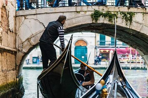 2024 Venice Venice Grand Canal Gondola Ride With Audio Commentary