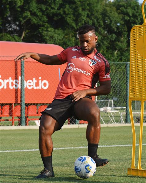 São Paulo se reapresenta na Barra Funda pensando no duelo Palmeiras