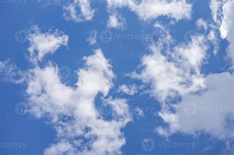 cloudy sky background 9982368 Stock Photo at Vecteezy