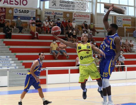 Basket Ball Coupe De France 32es De Finale Saint Vallier Basket