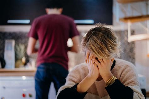 Violences Conjugales Une Aide Financière Durgence Pour Les Victimes