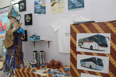 Unjuk Gigi Karya Skripsi Mahasiswa Desain Komunikasi Visual Fdik