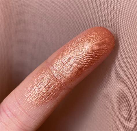 Дьяволически соблазнительная палетка Naughty Nude от Huda Beauty Отзывы покупателей Косметиста