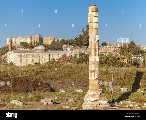 Tempel Der Artemis In Ephesos Fotos Und Bildmaterial In Hoher