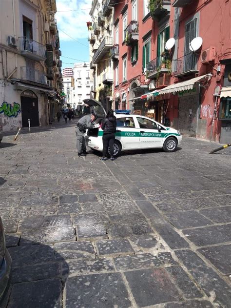 Coronavirus Controlli A Scampia E Alla Sanit Divieti Rispettati Il